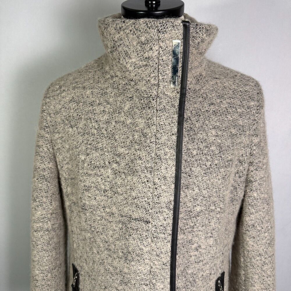 Calvin Klein Women's Wool Blend Long Boucle Coat Sz XL, Tan/Brown, Zips, Pockets - Picture 5 of 16